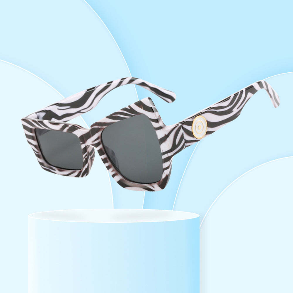 Irregular Candy-colored Sunglasses On The Catwalk