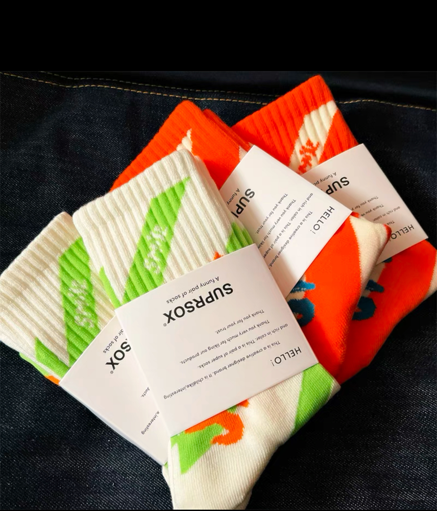 Smile Logo White & Black Crew Socks Pack of 4 Sizes 6-12