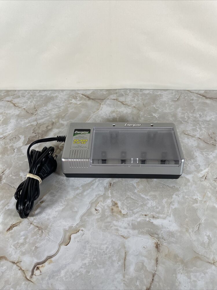 Energizer Rechargeable Battery Charger Model CHFCV for AA/AAA/C/D/9V