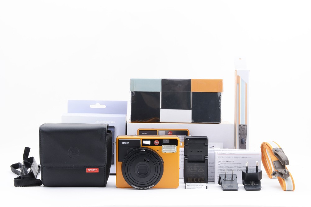 Rare Leica Sofort Orange 19102 Instant Camera Japan Import Near Mint