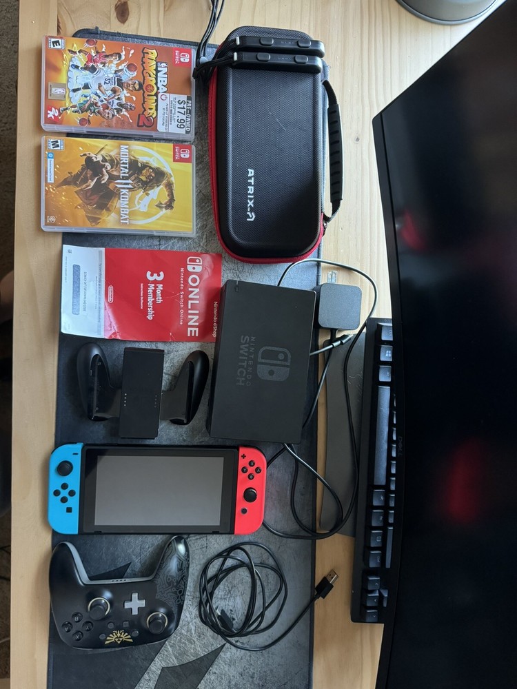 Nintendo Switch With 256GB SD Card. Used 10-12 Times. Comes With All Items Shown