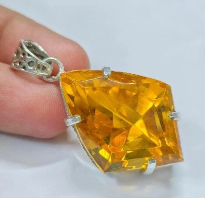 Natural 96 Ct AA+ Fancy Yellow Citrine Pendant Loose Beautiful Jewelry Gemstone