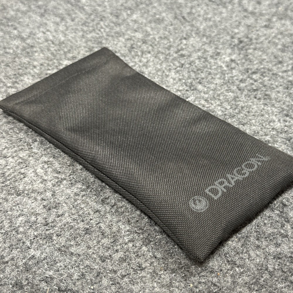 Dragon Mouth Snapped Soft Case Pouch Eyeglasses / Sunglasses Gray
