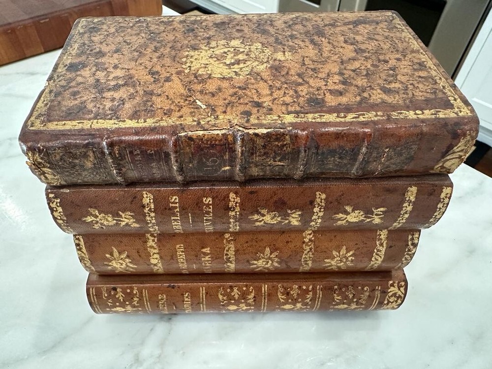 Lalique Baccarat Antique French Music Box Liquor Decanter Set with Glasses-image