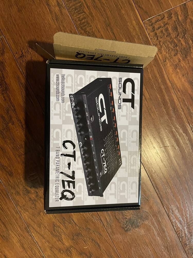 CT Sounds CT-7EQ 7 Band 1/2 Din Parametric Car Audio Equalizer with AUX Input