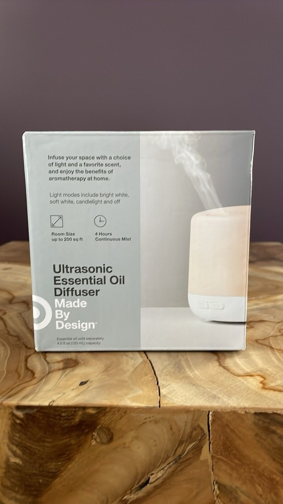 Ultrasonic Aromatherapy Essential Oil Diffuser with Relaxing Mist