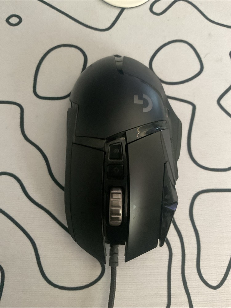 Logitech G502 HERO Wired Gaming Mouse with Included Mouse Pad