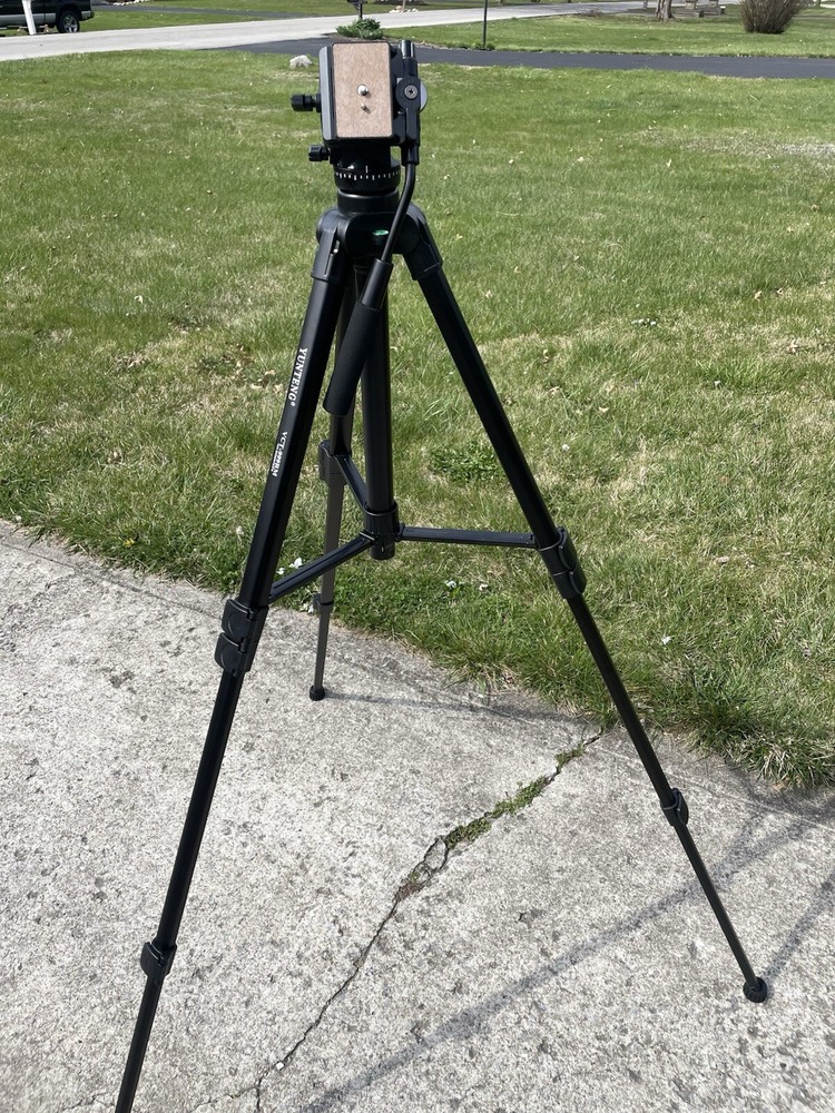 Yunteng 81” Professional Aluminum Alloy Video Tripod W/ Carrying Bag