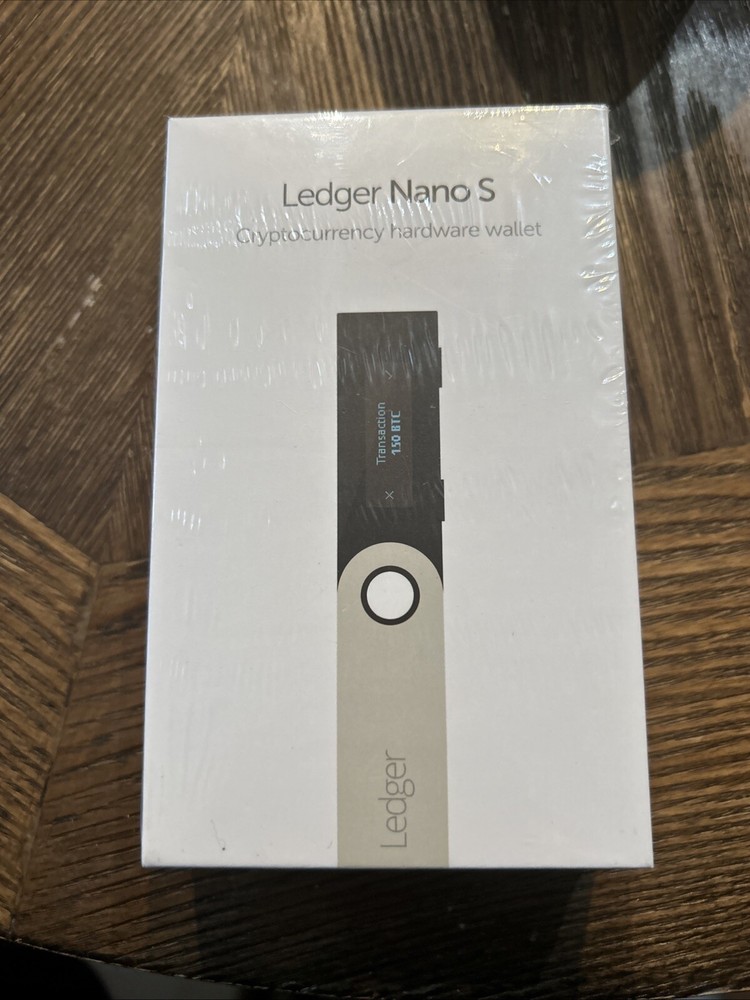 Ledger Nano S Cryptocurrency Bitcoin Hardware Wallet - Matte Black-image