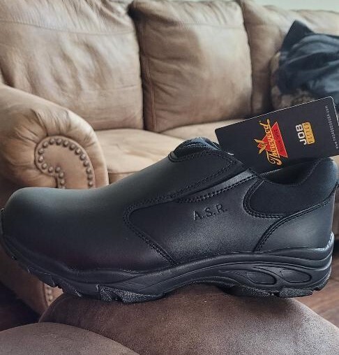 Thorogood Composite Safety Shoes Men's Size 9 - Women's Size 11 PayPal only-image