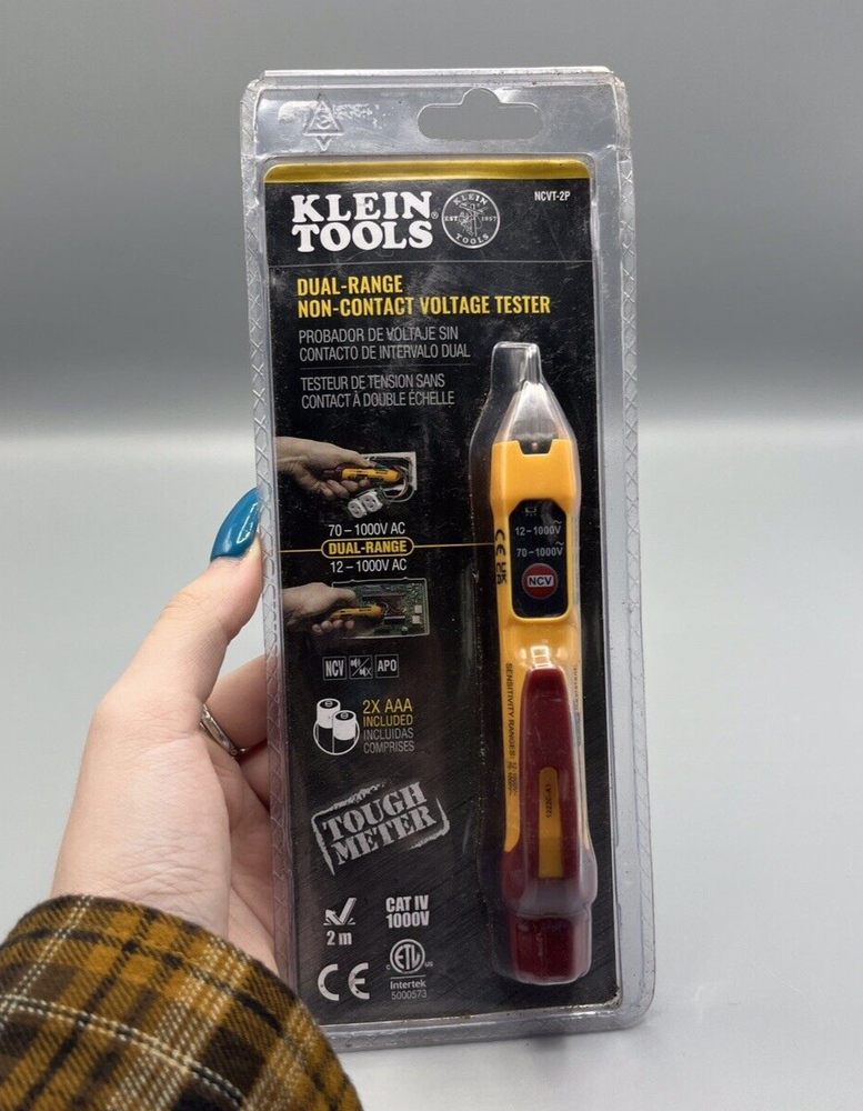 Klein Tools 12V to 1000V AV Dual Range Non-Contact Voltage Tester (NCVT-2P) *NEW