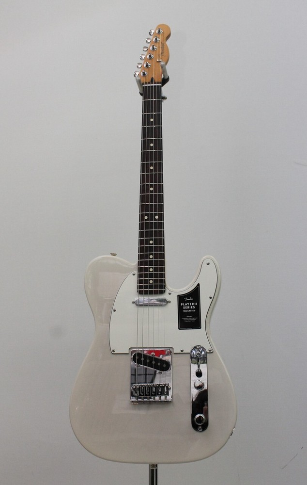 Fender Player II Telecaster Rosewood Fingerboard   White Blonde