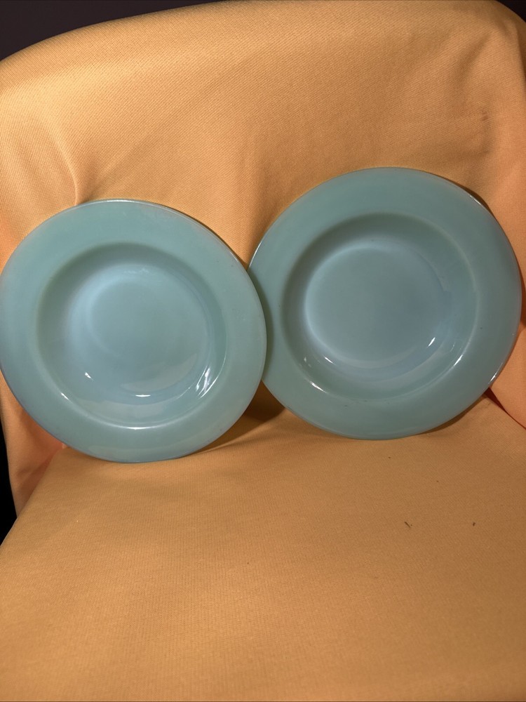 Vintage Set Of Two Fire King Jadite Jadeite 9” Flat Rimmed Rim .