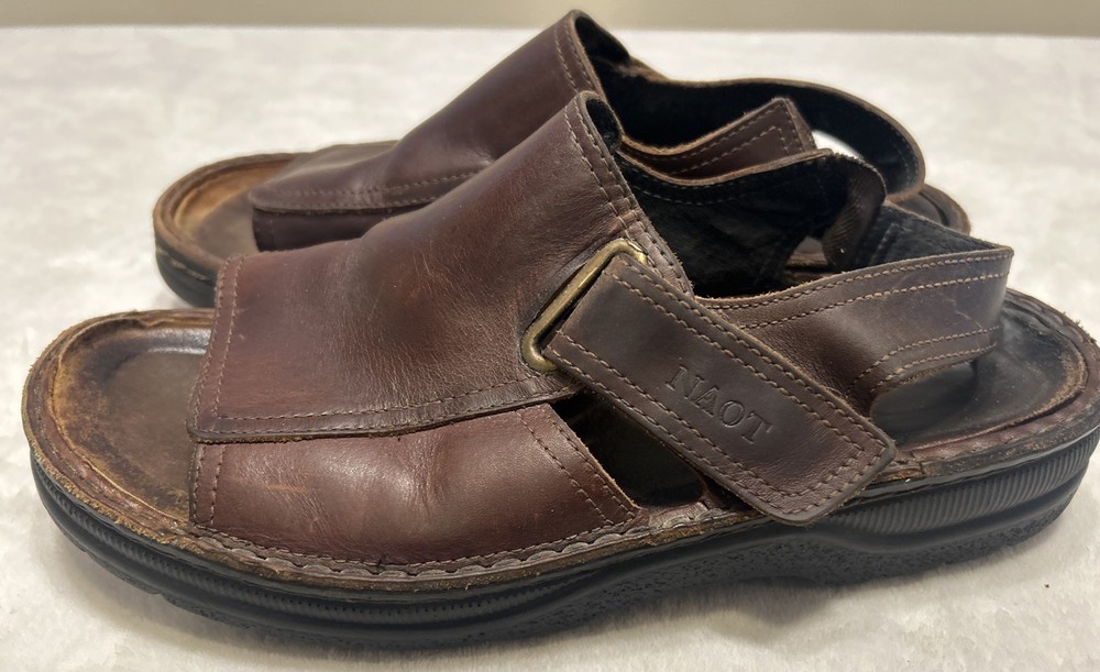 Naot Brown Leather Buckle Leather Fishermans Sandals Size 43与被s.