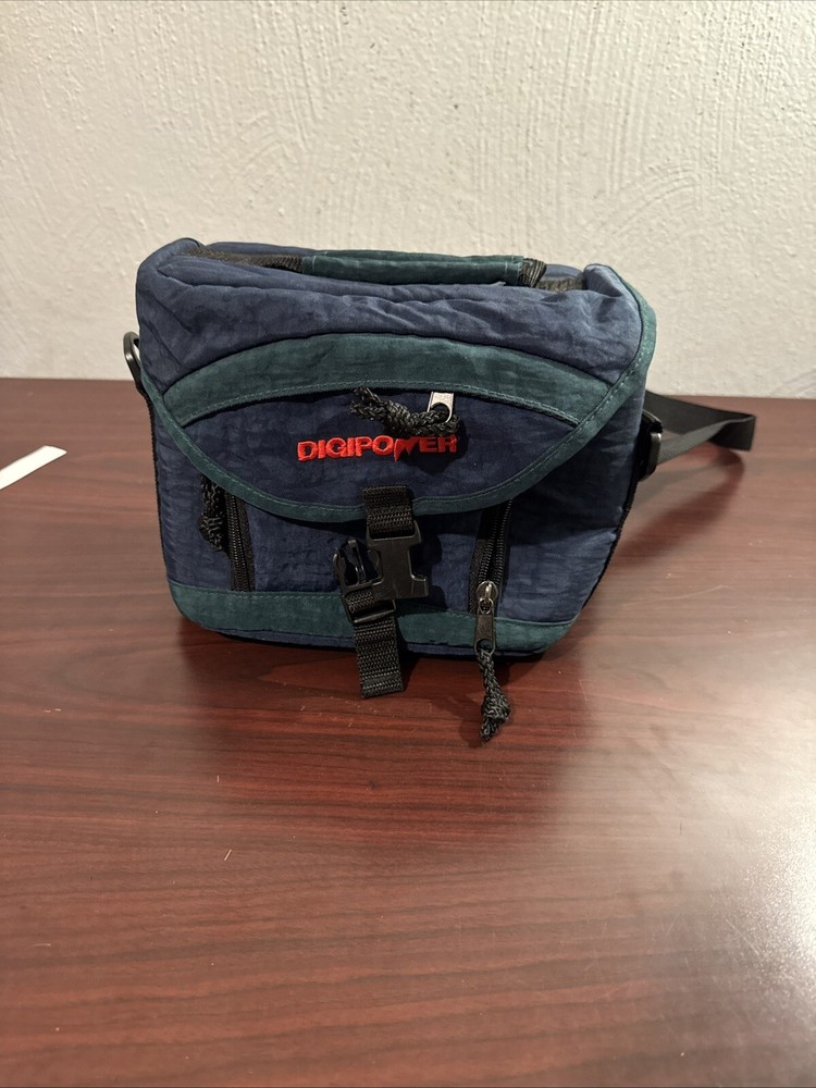 DIGIPOWER Padded Camera Bag w/ Storage Pockets