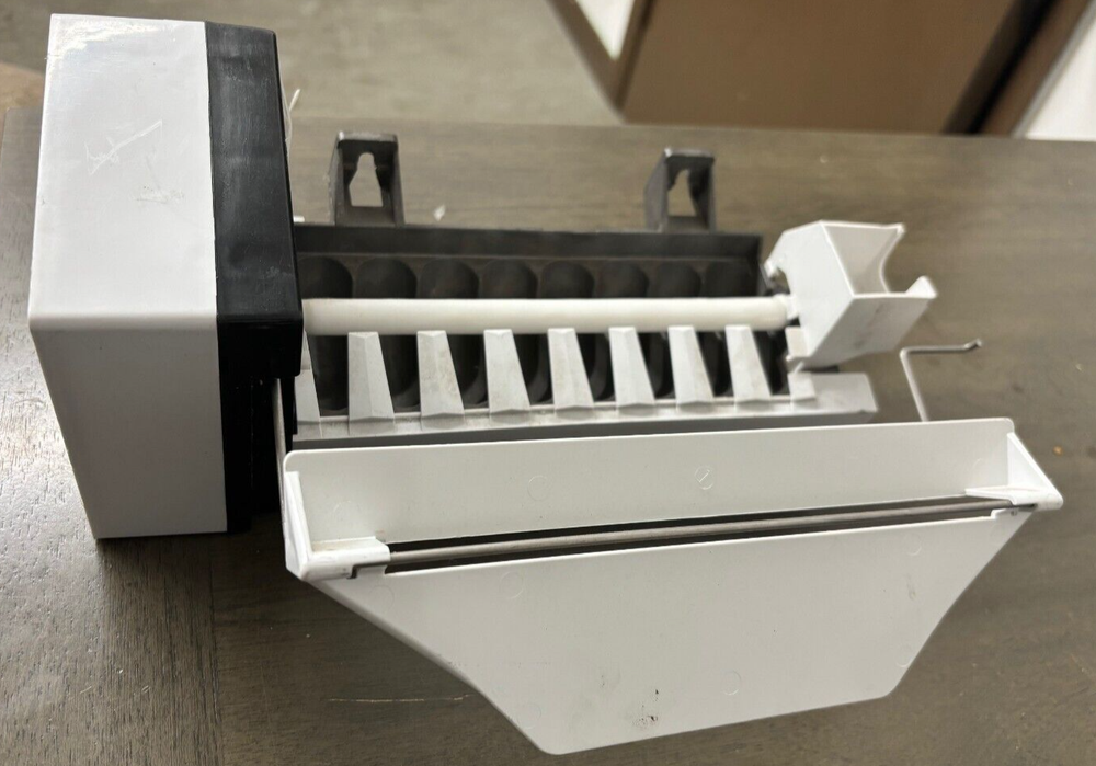 M1 SA8868 Replacement Refrigerator Ice Maker Assembly