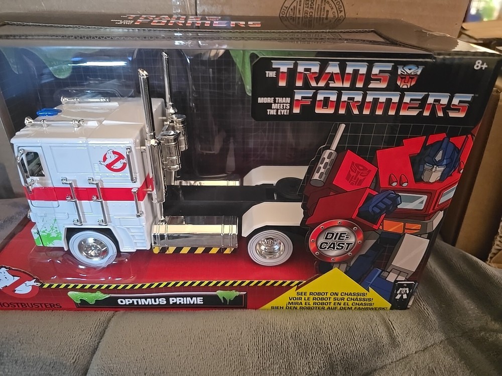 JADA TRANSFORMERS OPTIMUS PRIME GHOSTBUSTERS TV SERIES 1984 1/24 WHITE 35572