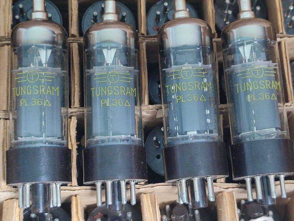 4x PL36 Tungsram NOS Beam Power Output Pentode Tube Lampe Röhre Brown Base