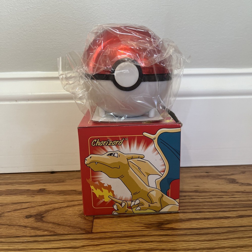 23K Gold Plated CHARIZARD Trading Card 1999 Burger King Pokemon Ball NEW SEALED