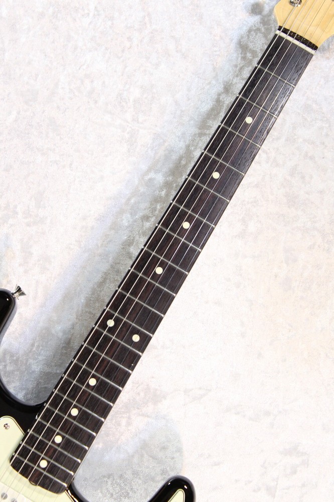 Fender Made in Japan Traditional 60s Stratocaster 3 Color Sunburst  JD24023737