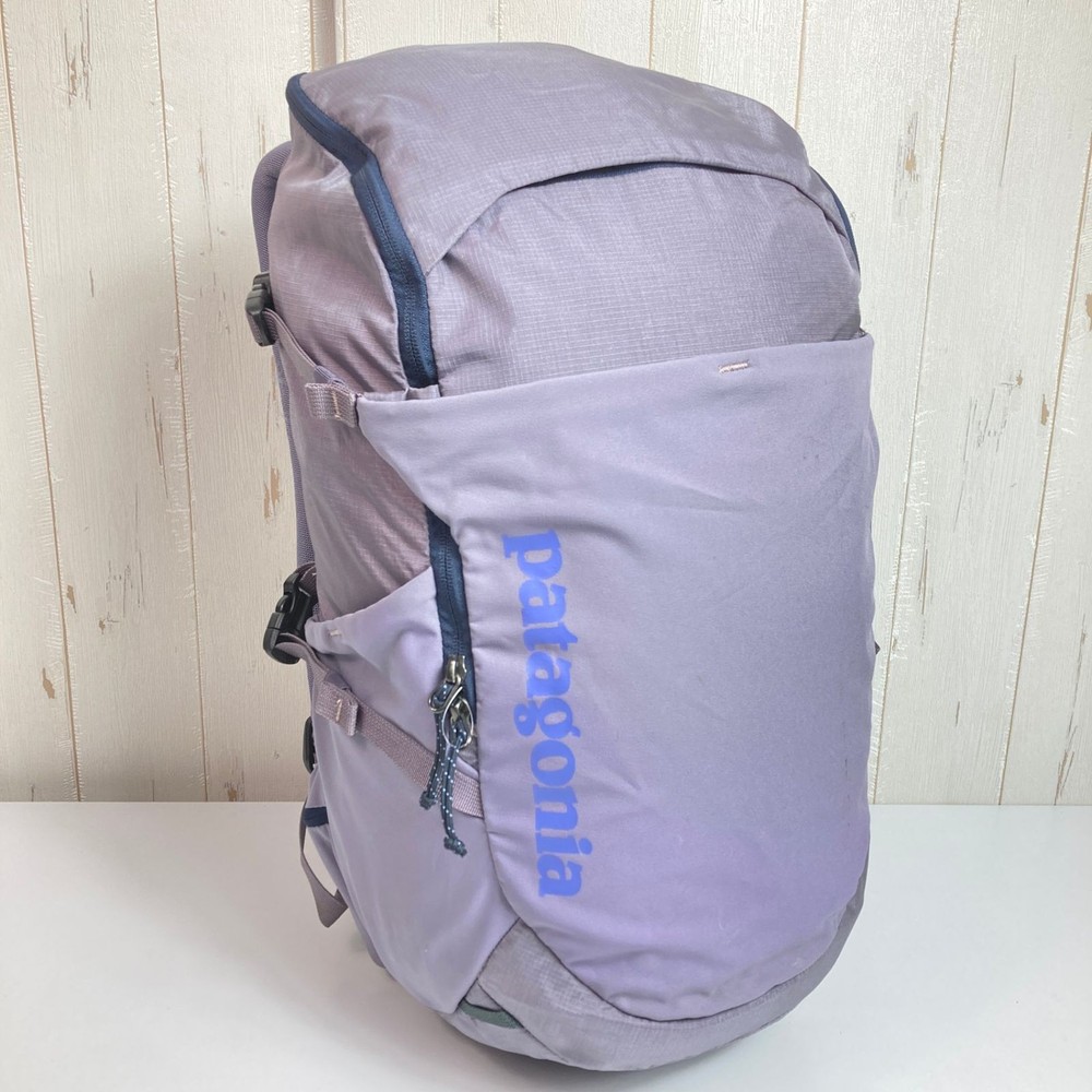 Patagonia Women's 26L Nine Trails Pack Nylon Daypack Navy Used