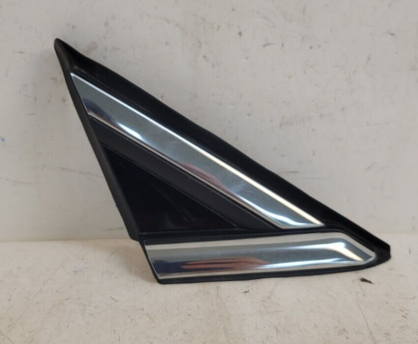 2013-2020 FORD FUSION FRONT RIGHT/PASSENGER/RH SIDE FENDER CORNER MOLDING TRIM