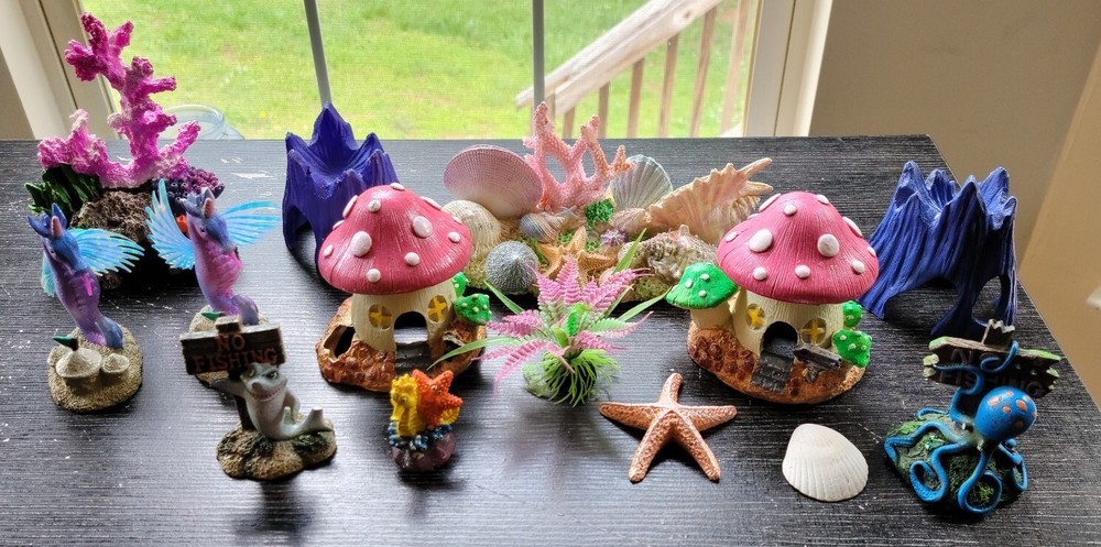 Fish Tank Underwater Decoration 14 Pc Lot Duplicates Coral Beautiful Art