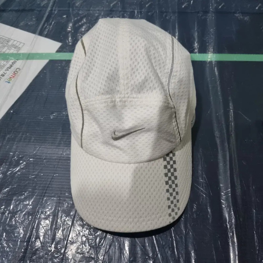 2000s Vintage Nike Eminem Agashi Sparrow Snapback Cap