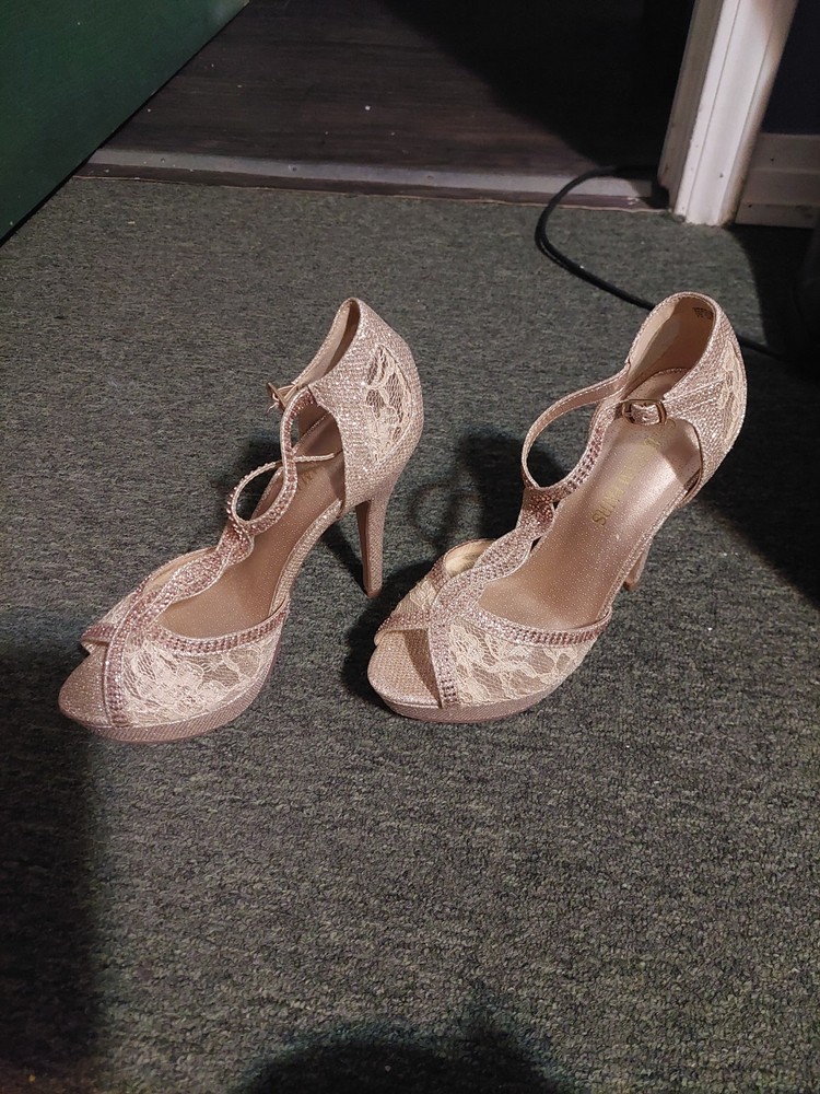 Dream Pairs Womens Gold Glitter Stiletto Peep Toe Heels Size 7.5