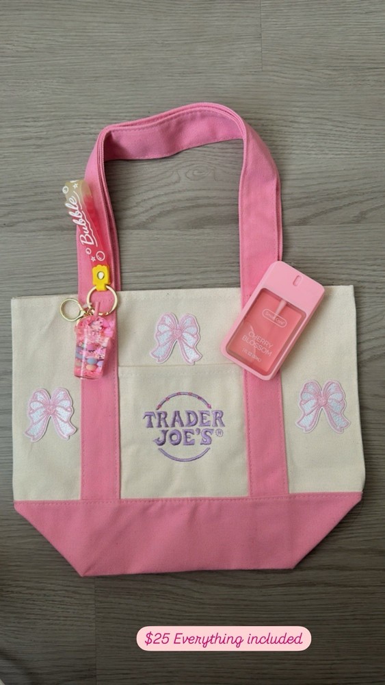 Custom Monogrammed Tote Bags for Stylish Carry-image