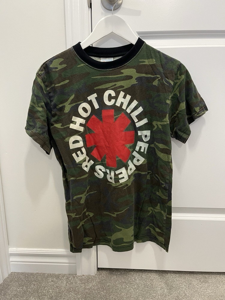 Red Hot Chili Peppers Camo Tour T-Shirt Size M Rock Band Merch