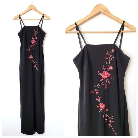 Vtg 90s Embroidered Roses Black Maxi Dress Size 4 Arianna by Rachel Kaye USA