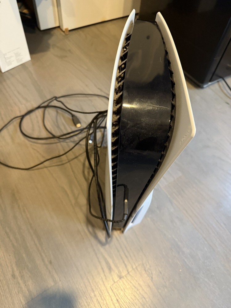 OFFICIAL FULLY OPERATIONAL SONY PS5 DISC MODEL W/ DISC DRIVE AND CONTROLLER!