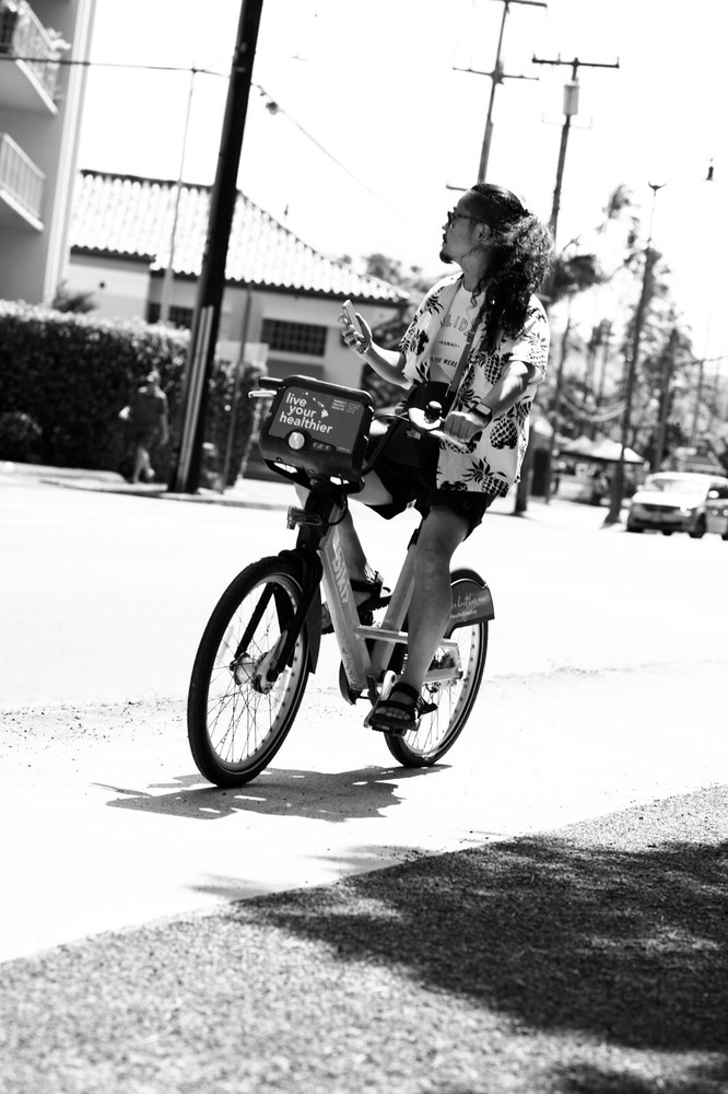 Black and White Digital Art Desktop Wallpaper Background Image-image