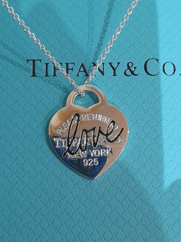 Tiffany&Co. 925 St.Silver Return To Tiffany With Graffiti 'Love' In Black. Read.