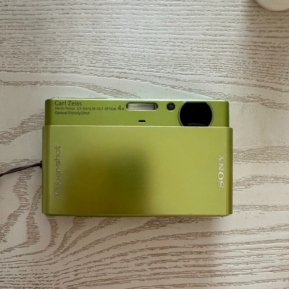 Sony Cyber Shot DSC-T77 Digital Camera Green 10.1MP 4x Optical Zoom Auto Focus