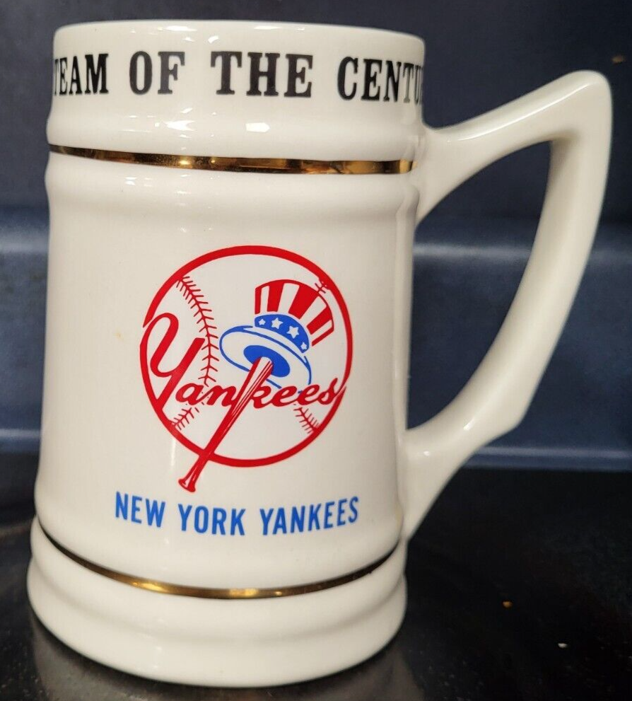 New York Yankees Team of the Century Mug; great condition