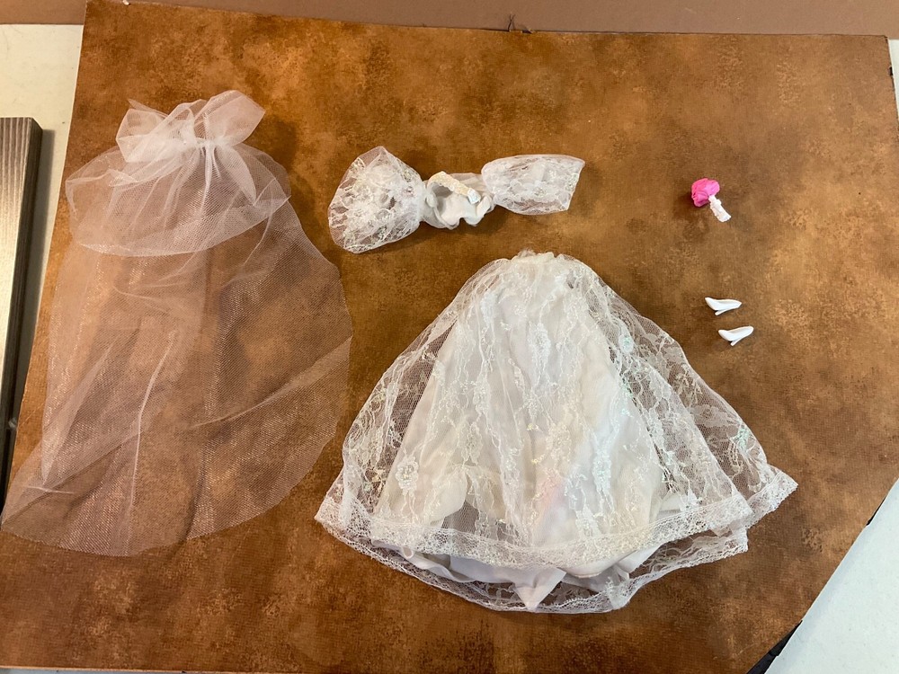 Barbie Doll Clothes Wedding Dress Veil Shoes Set Lot # 34
