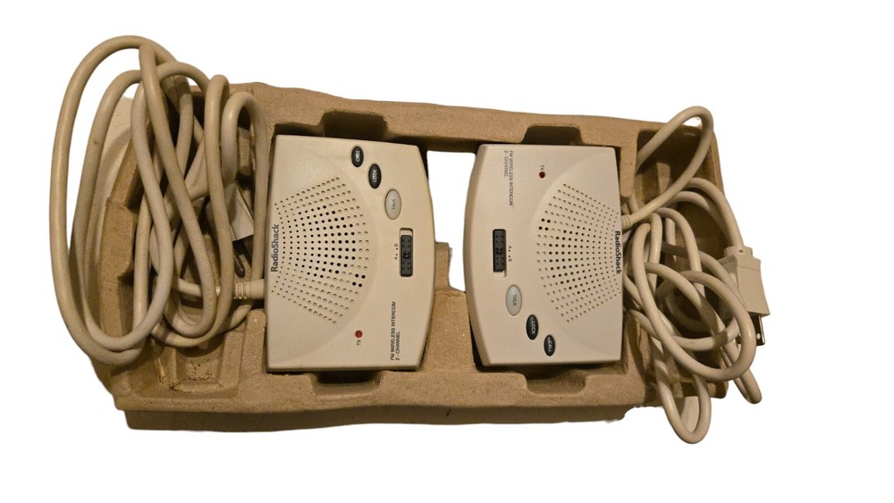 Lot of 2 Radio Shack 2-Channel FM Wireless Intercom System 43-3106