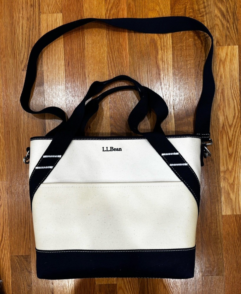 LL Bean Medium Insulated Canvas Cooler Tote in Blue White Beach Design