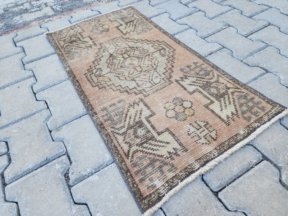 Mini Turkish Oushak Wool Rug 1.6x3.0 ft Terracotta Beige Geometric Handwoven