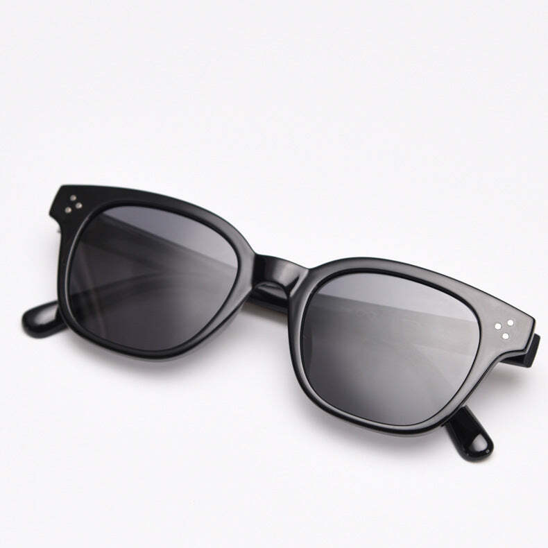 Black Frame TR90 Polarized Sunglasses