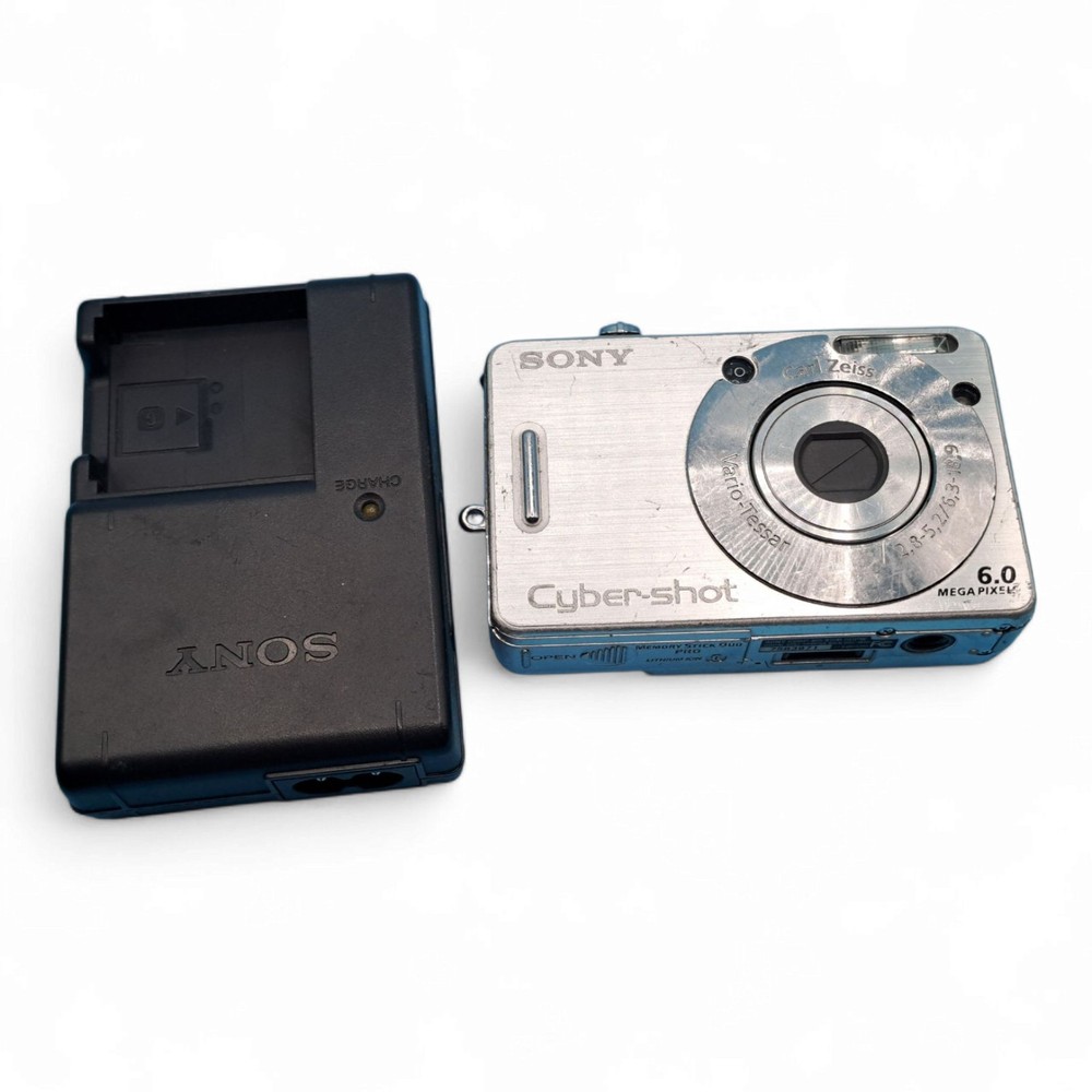 Sony Cyber-shot DSC-W50 6MP Digital Camera with Charger - Good Working Condition