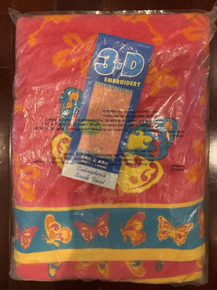 3D Butterfly Beach Towel 34x63 Soft Absorbent BNWT Sealed  