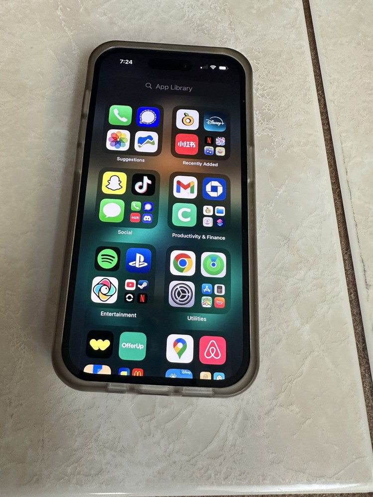 iPhone 14 Pro With TikTok And Scoops