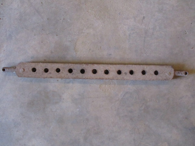 Vintage Tractor Cross Drawbar 31