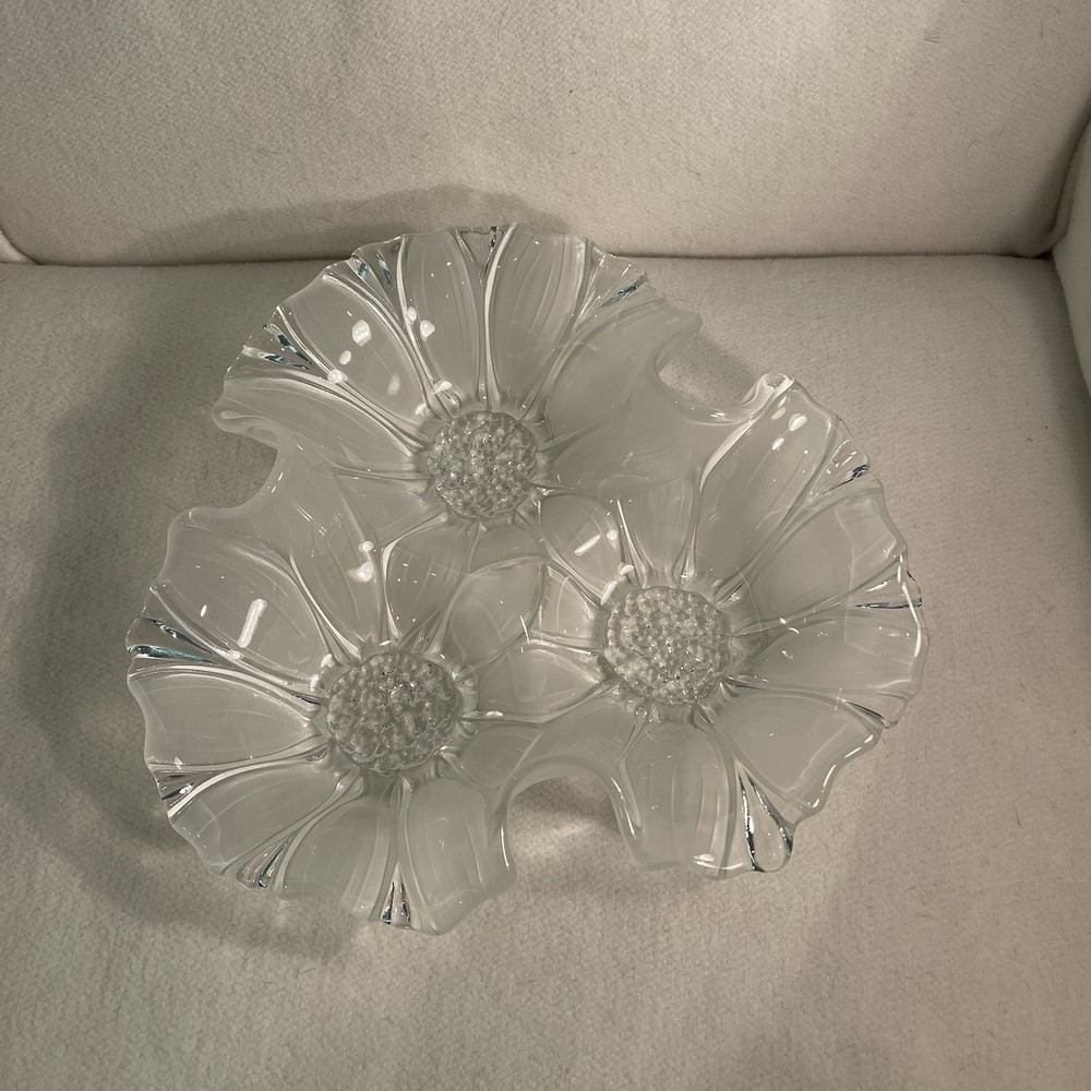 Mikasa Frosted Sunflower 3-Part Candy Relish Dish