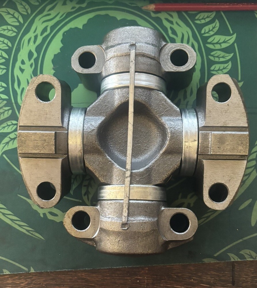 SPIDER ASSY - #84355368 Industrial bearing/bearings