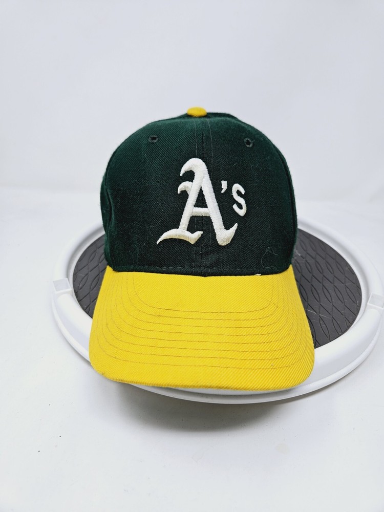 Vintage Oakland Athletics New Era Diamond Collection Fitted Hat Size 7 1/8 Used