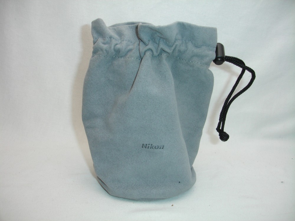 Nikon CL-S2 Soft Fabric Lens Pouch for 14mm f/2.8, 12-24mm f/4G OEM Genuine
